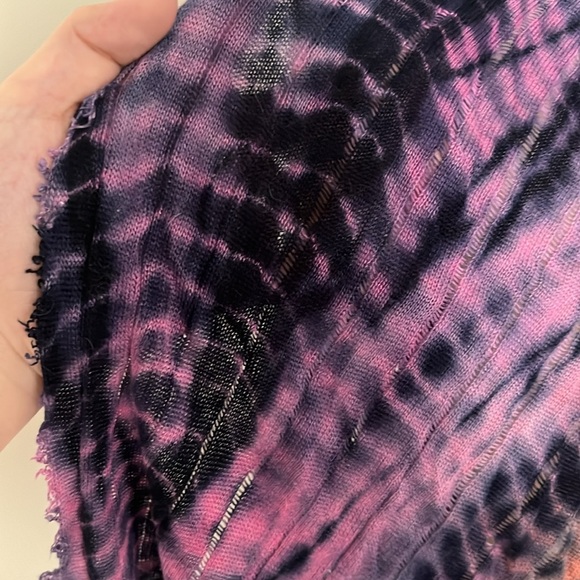 Tie-dye Infinity Scarf 💖 - Picture 4 of 5